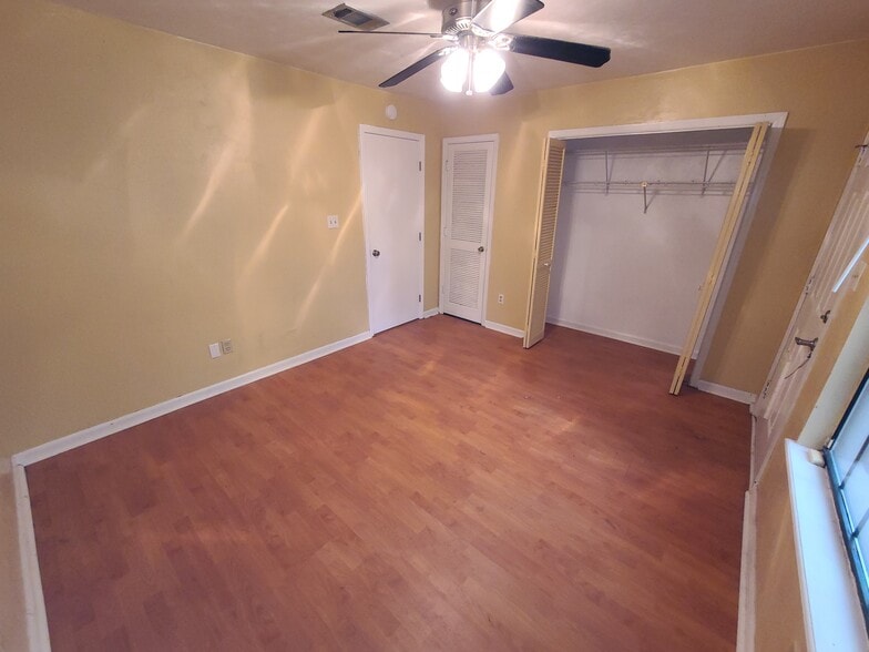 Downstairs bedroom - 1075 Ocala Rd