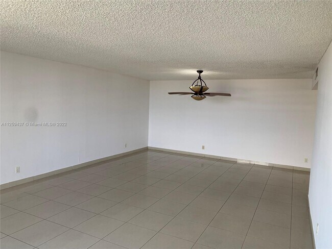 Building Photo - 600 Three Islands Boulevard