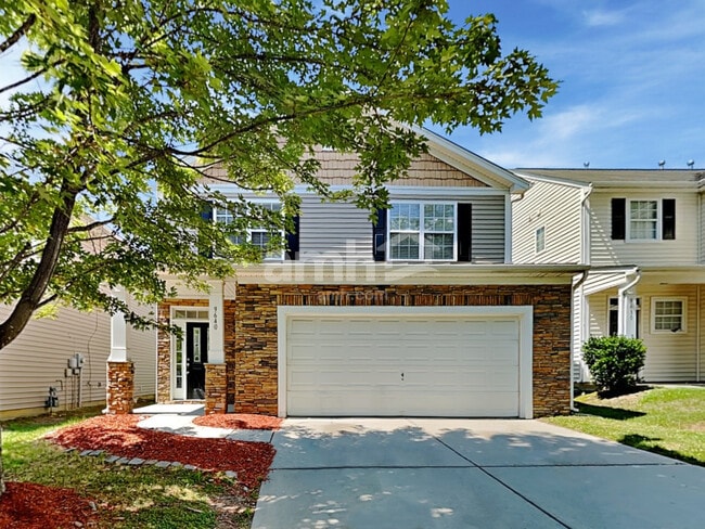 Building Photo - 9640 Turning Wheel Dr