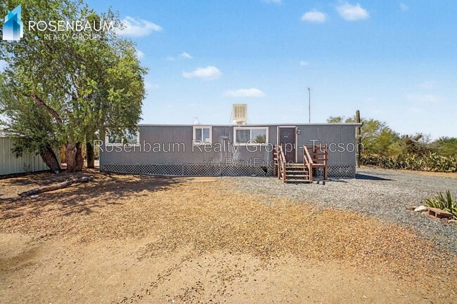 Building Photo - 6525 N Brushtail Ln