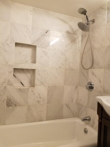 Building Photo - 510 Putnam Ave