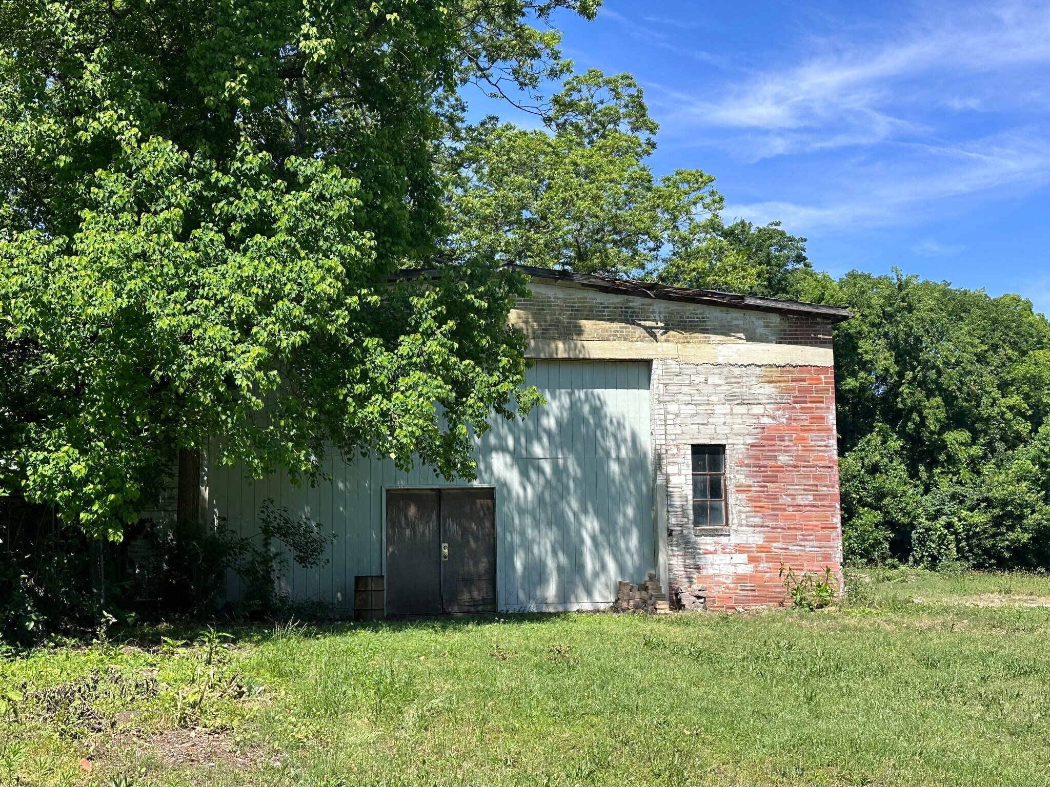 Building Photo - 1045 Patterson St