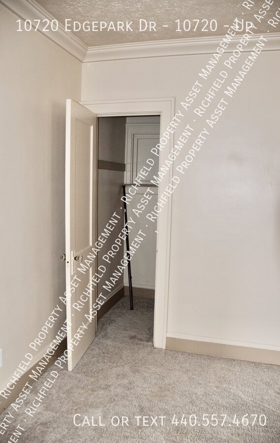 Building Photo - 10720 Edgepark Dr