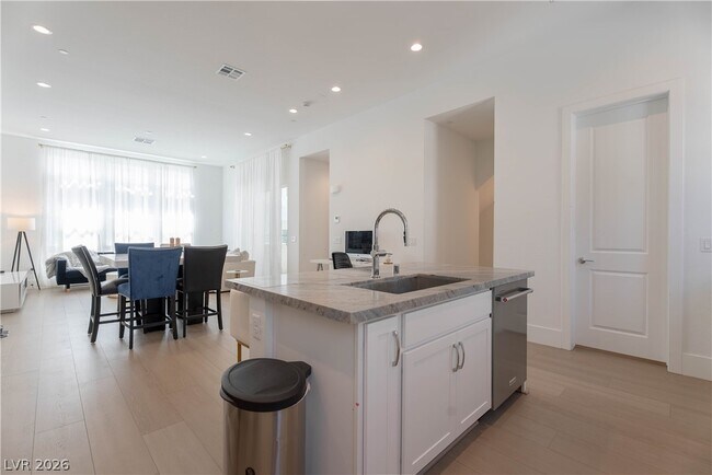 Building Photo - 2503 Indigo Mountain St
