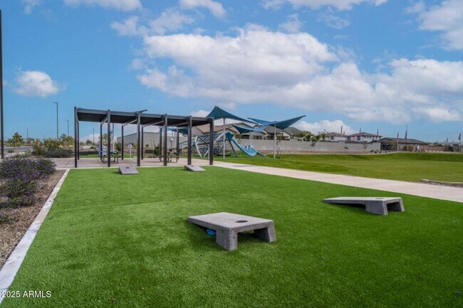 Building Photo - 7960 E Quartet Ave