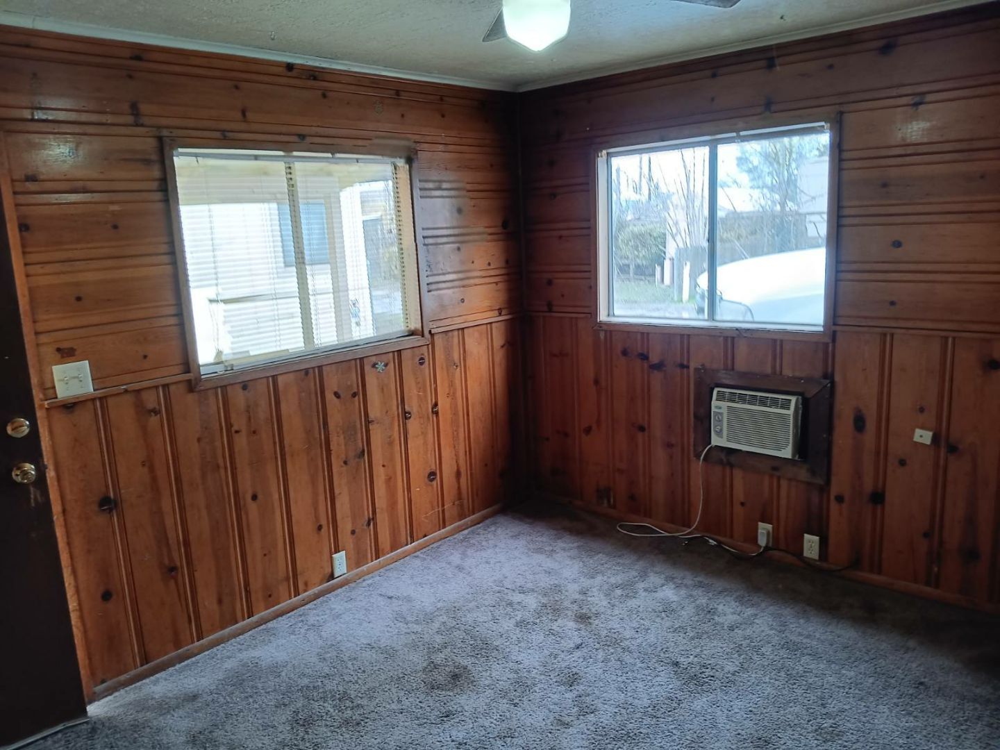 Building Photo - Southshore