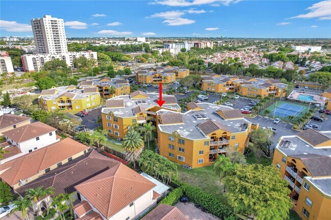 Building Photo - 9715 Fontainebleau Blvd