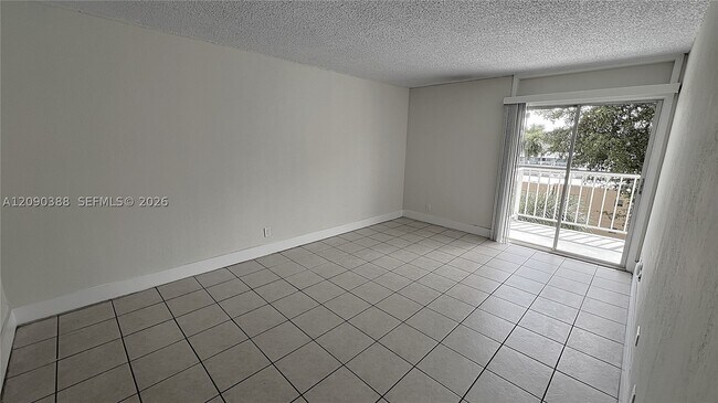 Building Photo - 4550 NW 9th St