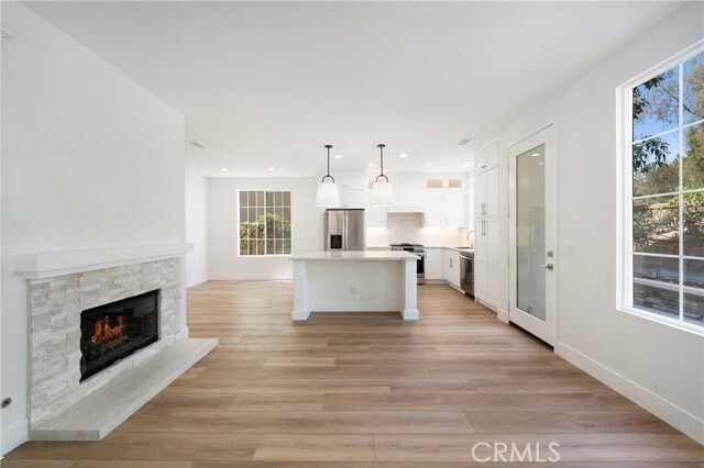 Building Photo - 175 Kingswood