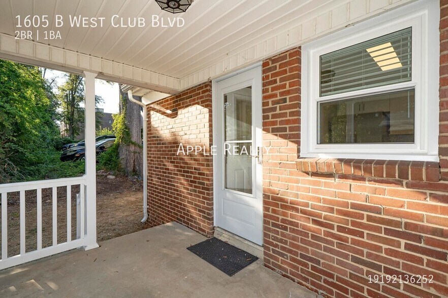 Building Photo - 1605 W Club Blvd