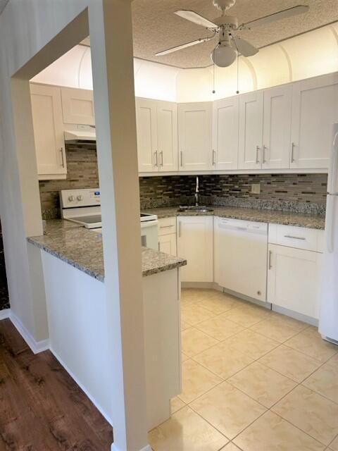 Building Photo - 441 Pine Glen Ln