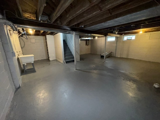 Building Photo - 16572 Beaverland St