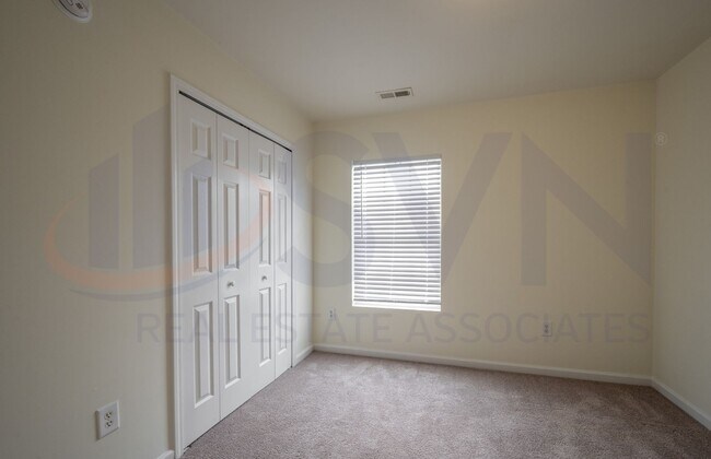 Building Photo - 4815 Hoppers Dr