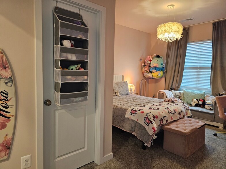 Building Photo - 2050 Whithorn Hl