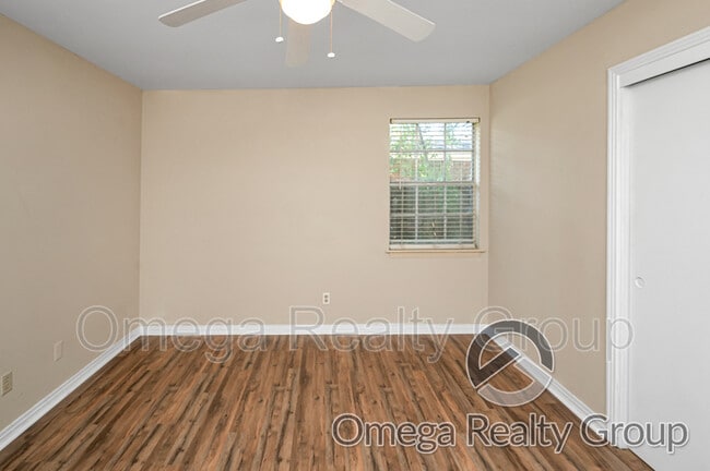 Building Photo - 21 Cullen Dr