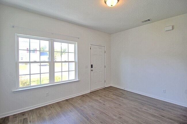 Building Photo - 171 Brightleaf Cir