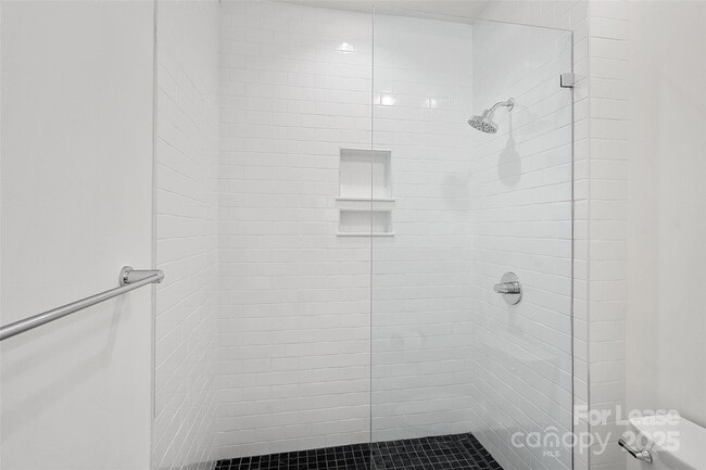 Building Photo - 310 Arlington Ave