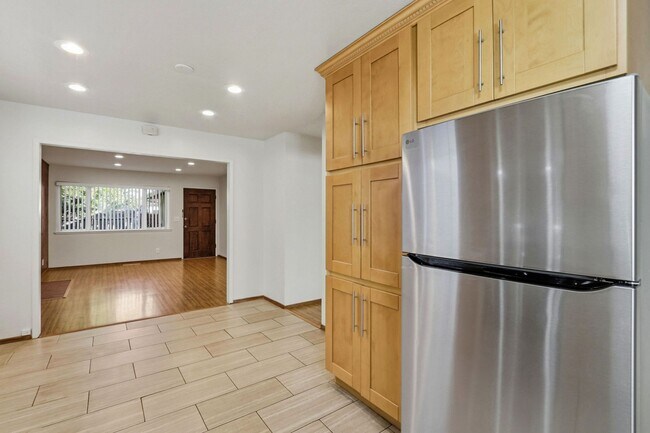 Building Photo - 1559 S Wolfe Rd