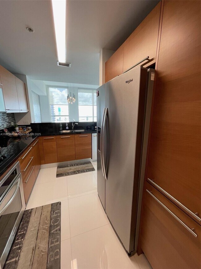 Building Photo - 244 Biscayne Blvd