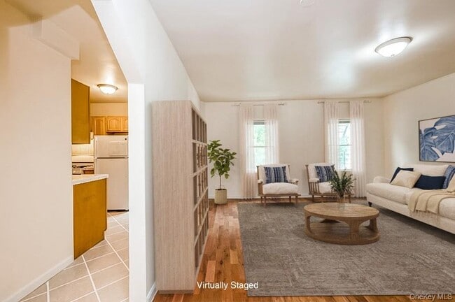 Building Photo - 84 Ravine Ave