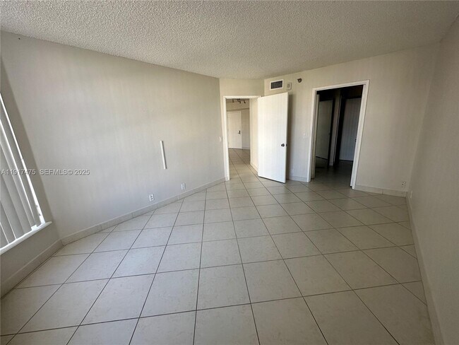 Building Photo - 3400 NE 192 St