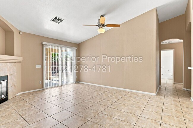 Building Photo - SE!! Stallion Mountain!! Gated!!! Single Story Home!! No Carpets!!! Covered patio!! Water Conditi...