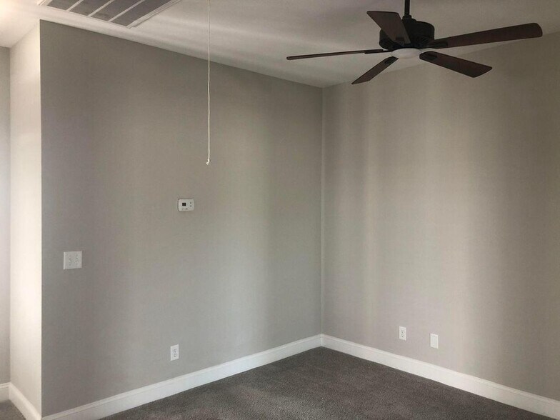 Building Photo - 1531 Washington St