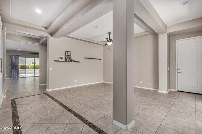 Building Photo - 15430 S 183rd Dr