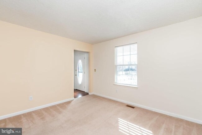 Building Photo - 1402 Spring Plow Ct