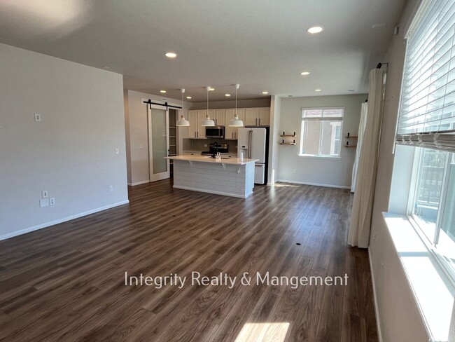 Building Photo - 3455 Cade Ct