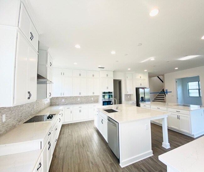 Building Photo - Luxury house for rent