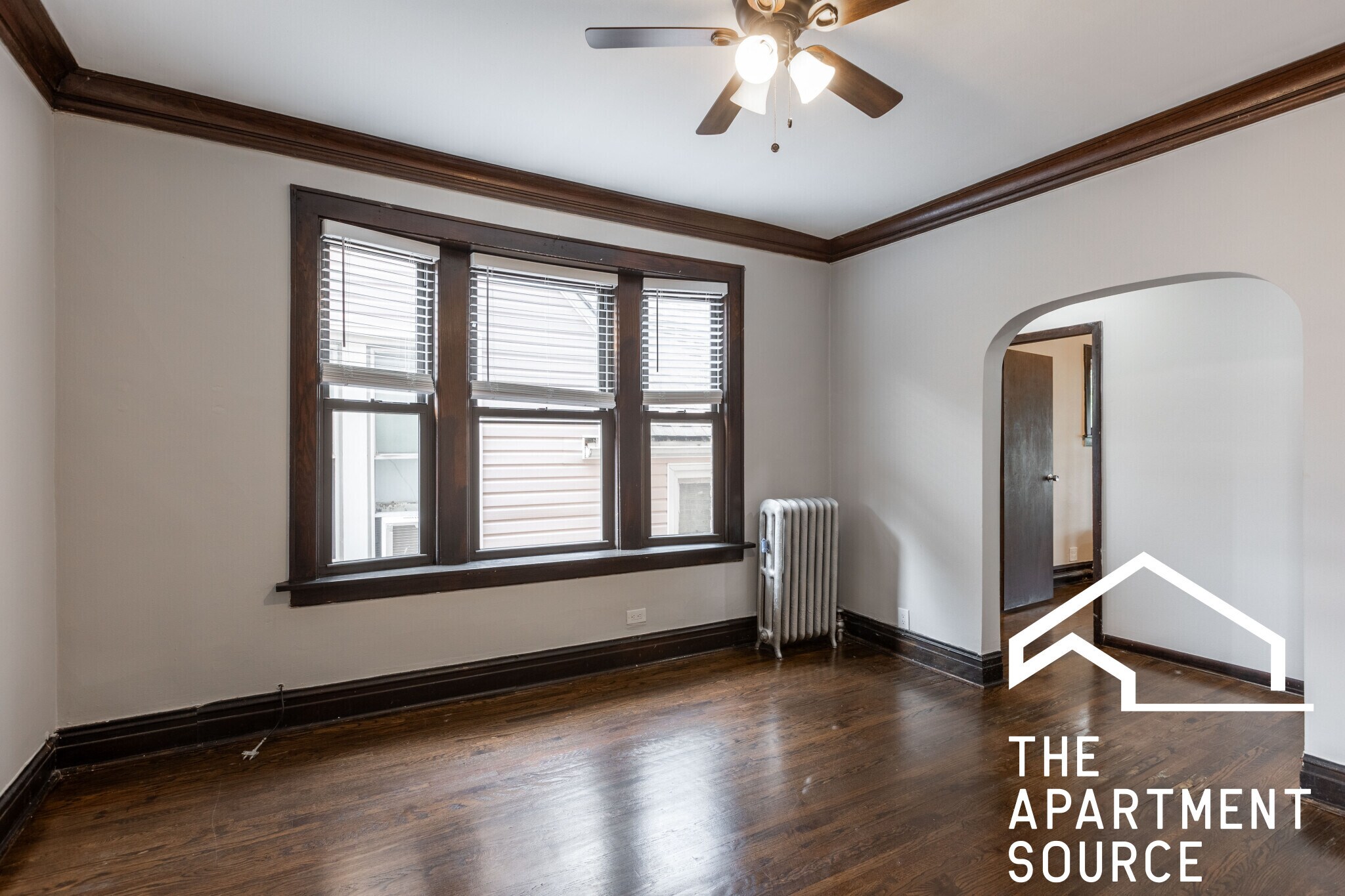 Building Photo - 3823 N Drake Ave