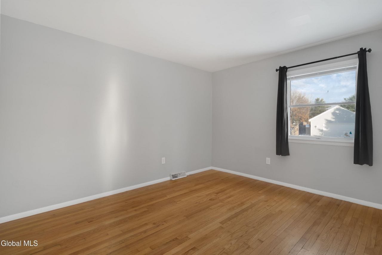 Building Photo - 314 Goode St