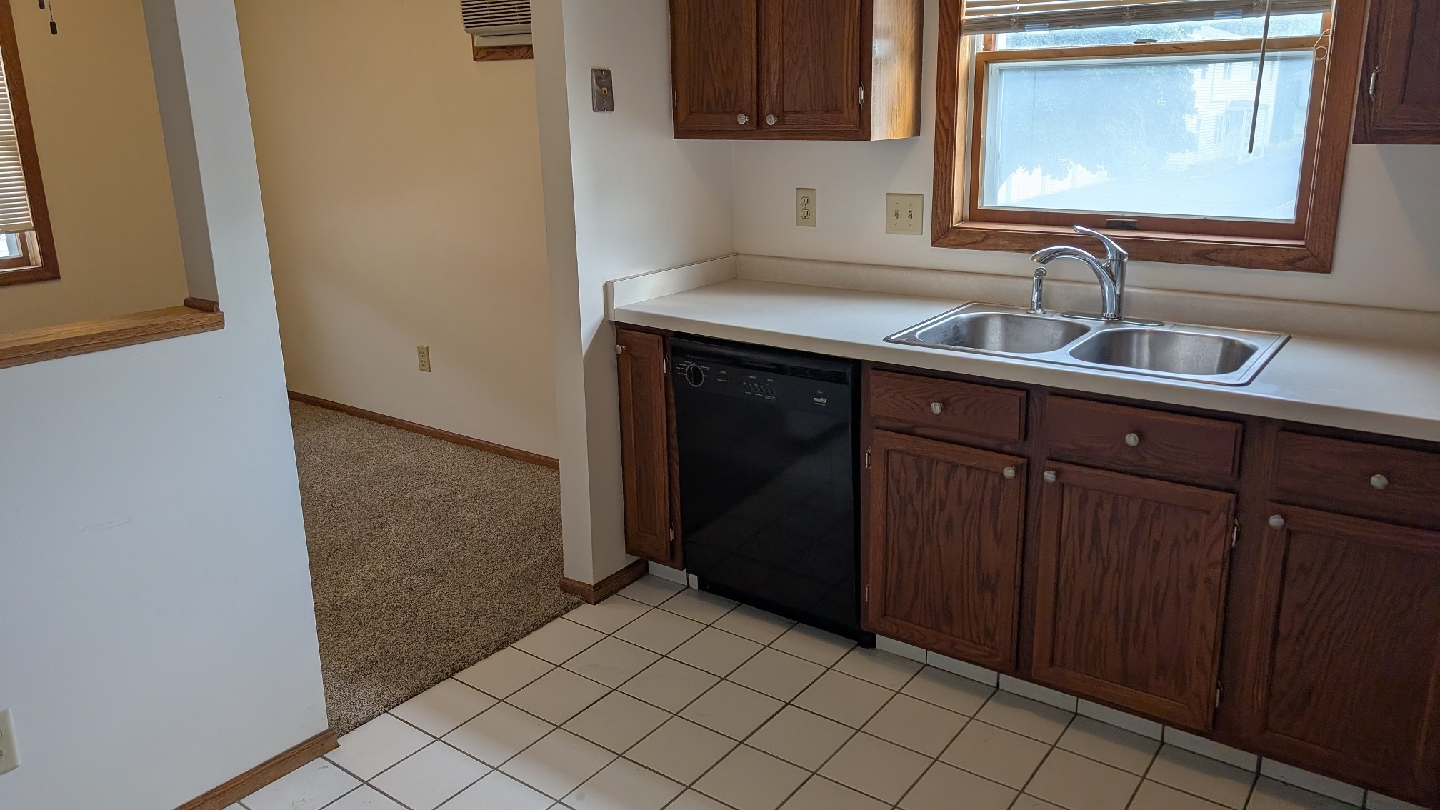 Kitchen - 2222 2nd St SW