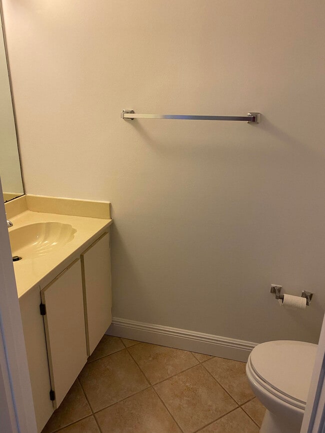 Building Photo - 6183 Riverwalk Ln