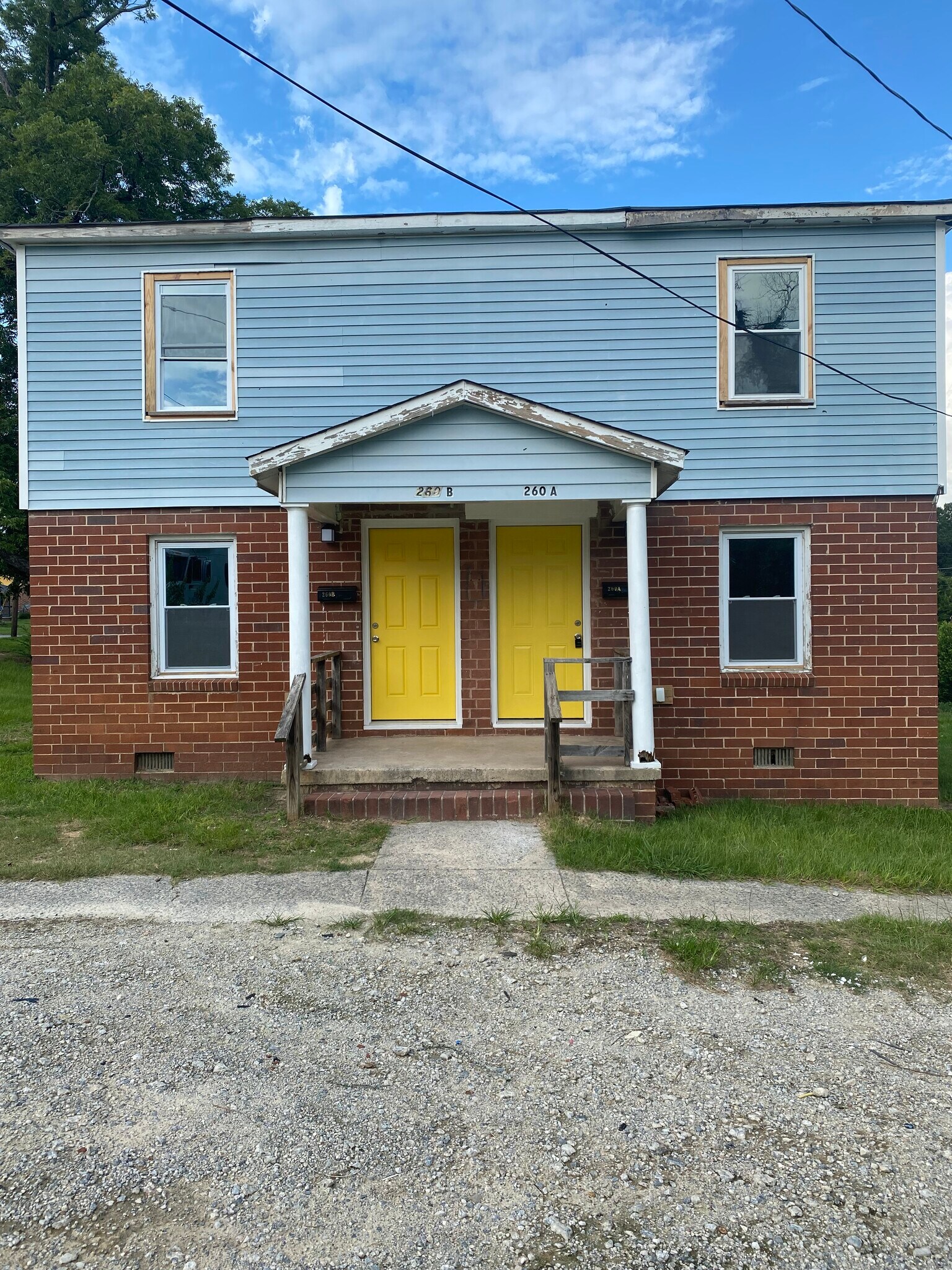 Building Photo - 260 Moughon St