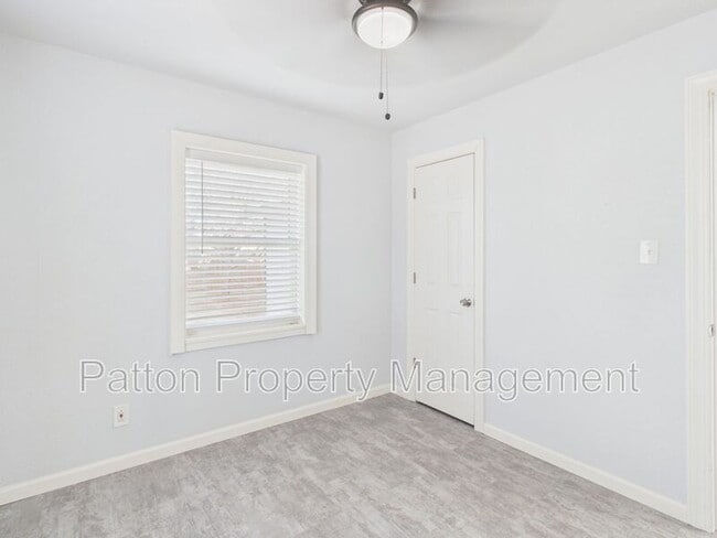 Building Photo - 4620 S Hayden St