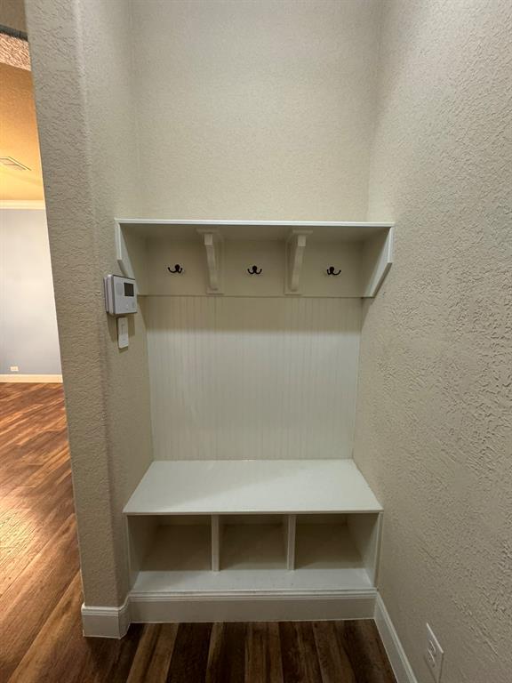 Building Photo - 28815 Chaffin Light