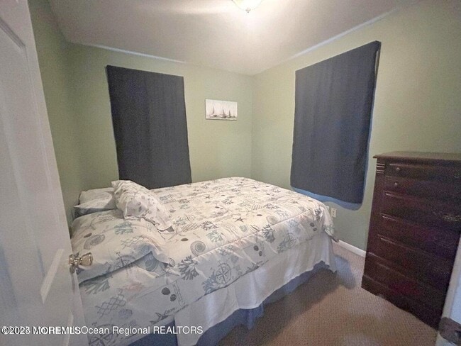 Building Photo - 511 14th Ave