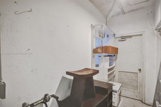 Building Photo - 406 Poinciana Island Dr