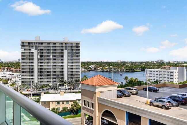 Building Photo - 101 S Fort Lauderdale Beach Blvd