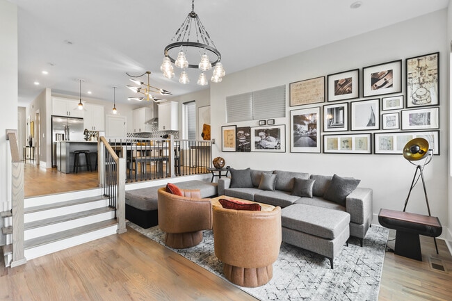 Building Photo - 519B Weakley Ave