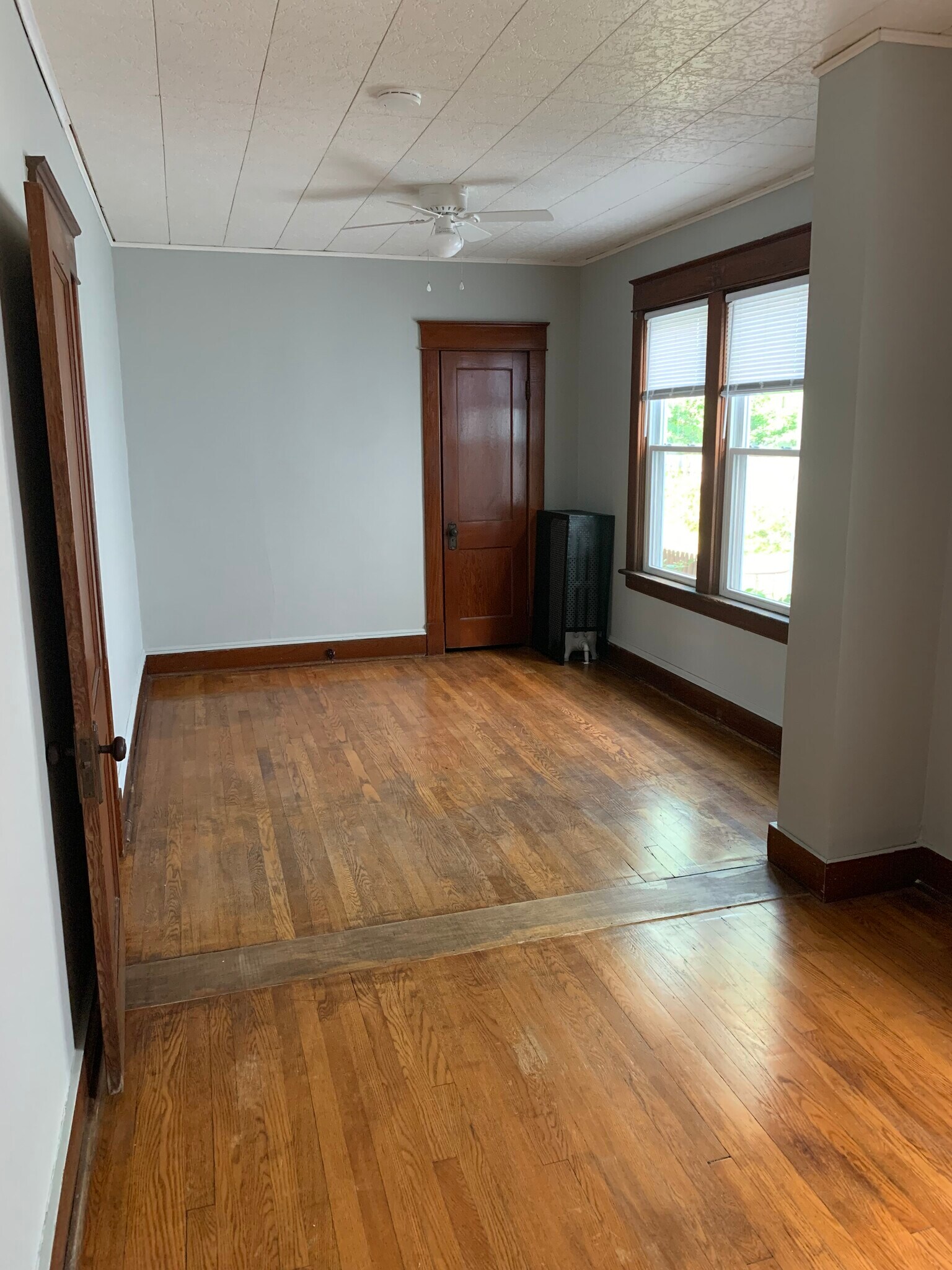 Master Bed Photo2 - 14 Bohl Ave