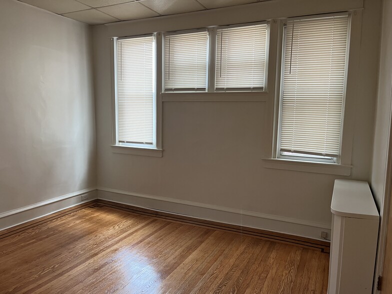 Building Photo - 7353 Sackett St