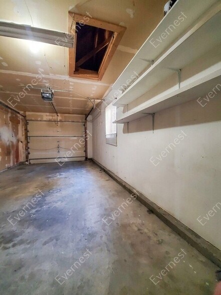 Building Photo - 1116 Juniper Ct
