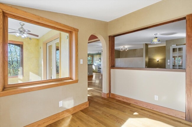 Building Photo - 102 N Gaw St