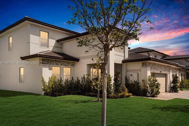 Building Photo - 12237 Green Oak Dr