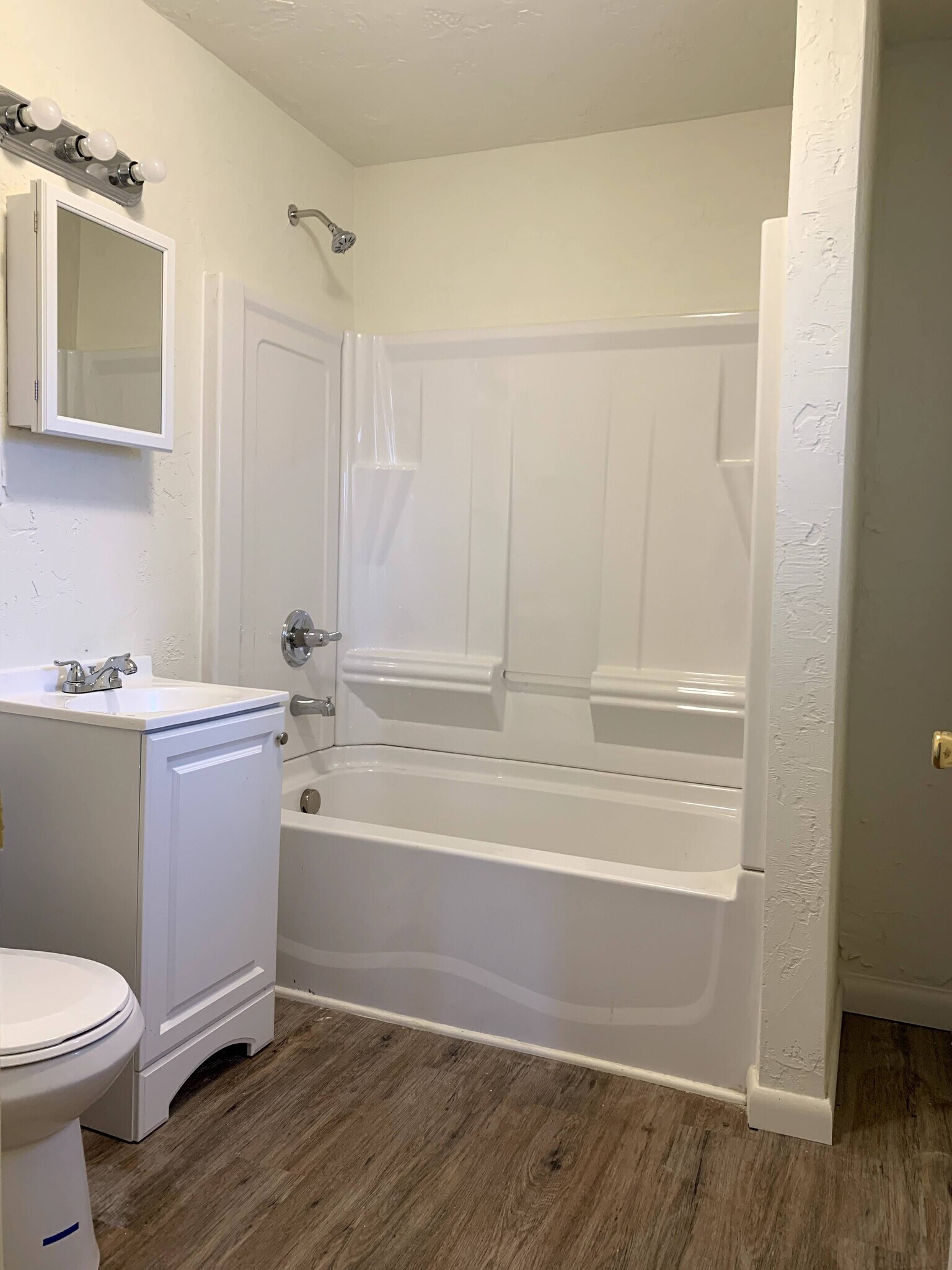 Unit 2 - 935 Punta Gorda Ave