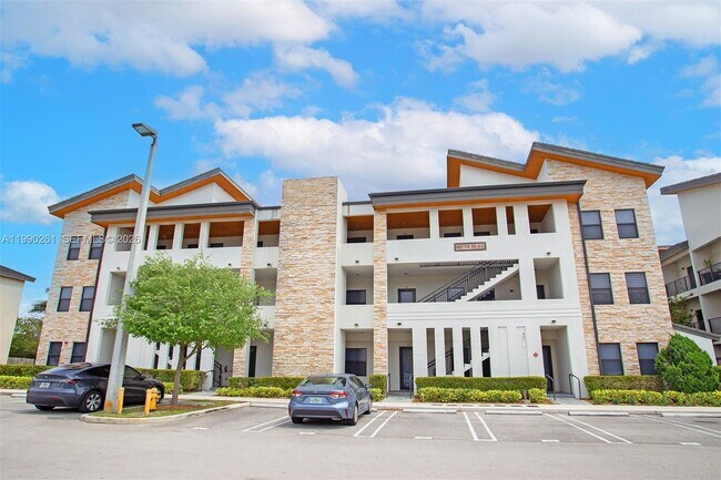 Building Photo - 8055 NW 104th Ave