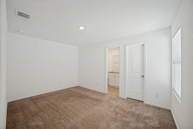 Building Photo - 7631 Parish Pl